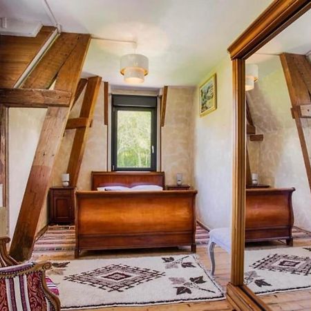 Вилла Le Manoir Du Val Douvres-la-Delivrande Экстерьер фото