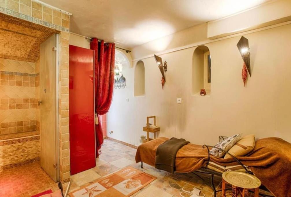 Вилла Le Manoir Du Val Douvres-la-Delivrande Экстерьер фото