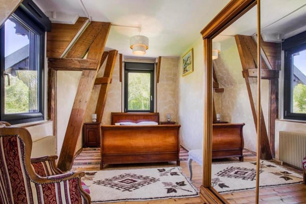 Вилла Le Manoir Du Val Douvres-la-Delivrande Экстерьер фото