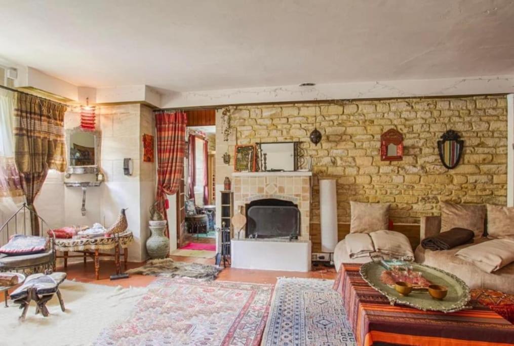Вилла Le Manoir Du Val Douvres-la-Delivrande Экстерьер фото