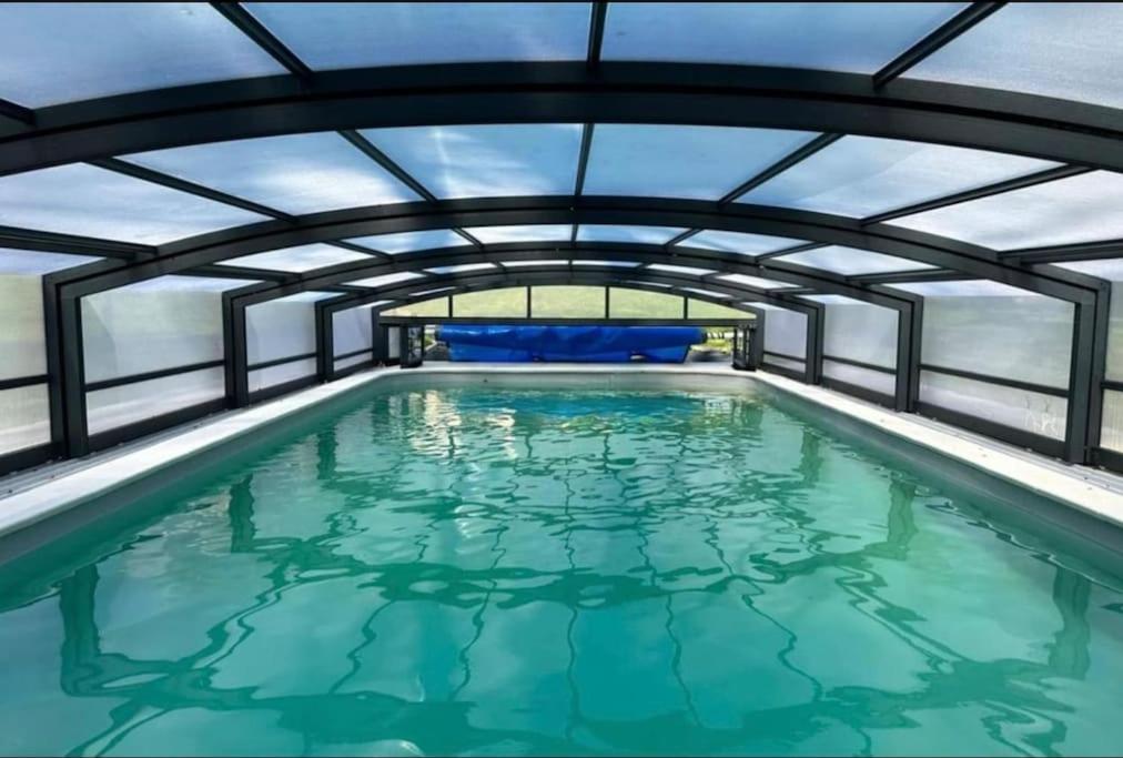 Вилла Le Manoir Du Val Douvres-la-Delivrande Экстерьер фото