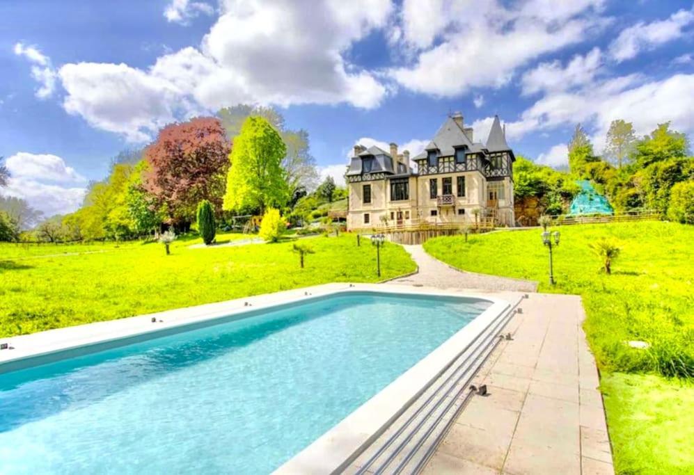 Вилла Le Manoir Du Val Douvres-la-Delivrande Экстерьер фото