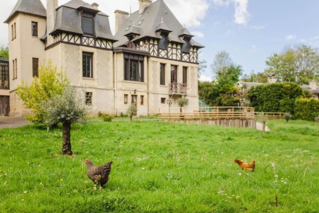 Вилла Le Manoir Du Val Douvres-la-Delivrande Экстерьер фото