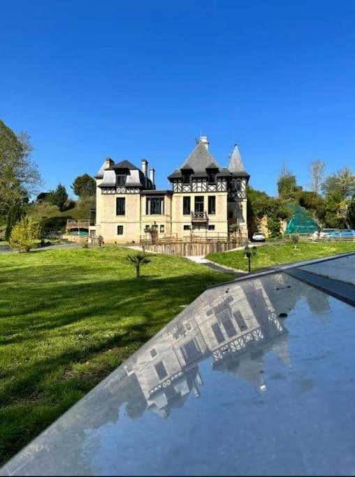 Вилла Le Manoir Du Val Douvres-la-Delivrande Экстерьер фото