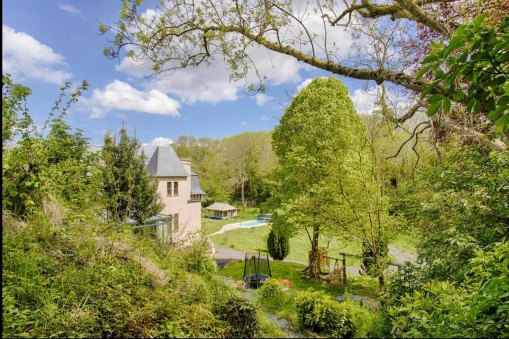 Вилла Le Manoir Du Val Douvres-la-Delivrande Экстерьер фото