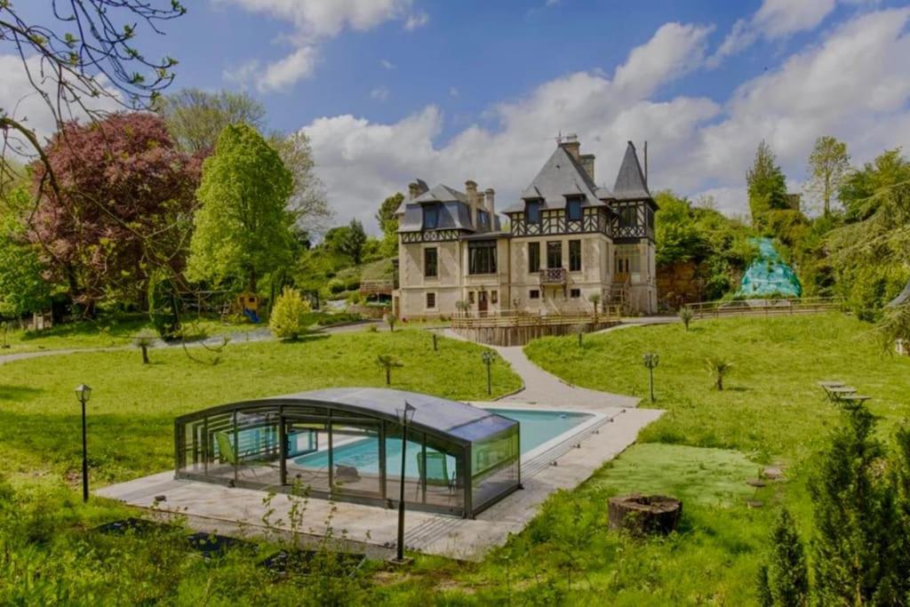 Вилла Le Manoir Du Val Douvres-la-Delivrande Экстерьер фото